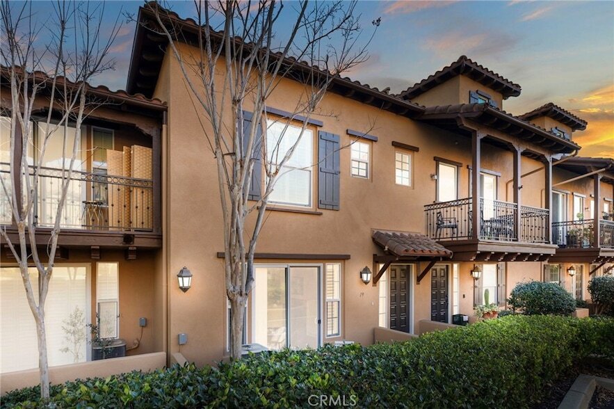 19 Vinca Ct in Ladera Ranch, CA - Foto de edificio