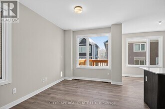 544 Promontory Pl in Ottawa, ON - Building Photo - Building Photo