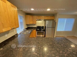 1805 21st St NE in Auburn, WA - Foto de edificio - Building Photo