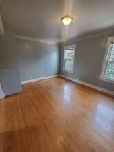 3303 W Juneau Ave in Milwaukee, WI - Building Photo - Building Photo