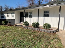 5214 S Delaware Pl in Tulsa, OK - Building Photo