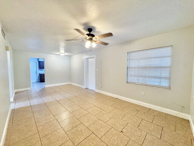 429 Ave B NE in Winter Haven, FL - Building Photo - Building Photo
