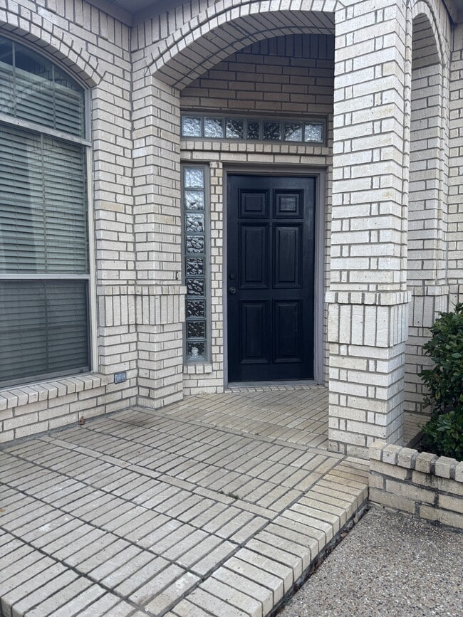 552 Palomino Way in Grand Prairie, TX - Building Photo - Building Photo