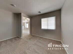 15314 N 161st Dr in Surprise, AZ - Building Photo - Building Photo