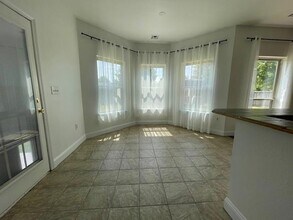 1813 SW Pine Ave in Bentonville, AR - Building Photo - Building Photo