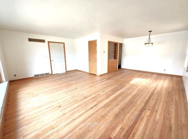 4272 N 91st St in Milwaukee, WI - Building Photo - Building Photo