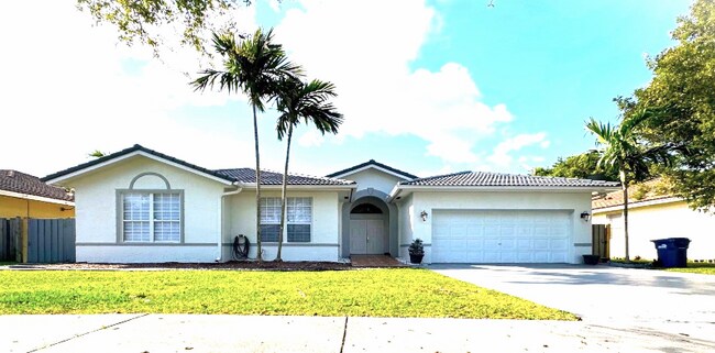 15840 SW 152nd Ct in Miami, FL - Building Photo - Building Photo