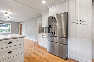 4908 NE 9th Ave in Portland, OR - Building Photo - Building Photo