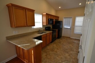 1809 Willow Hill Dr in Harrisonburg, VA - Building Photo - Building Photo
