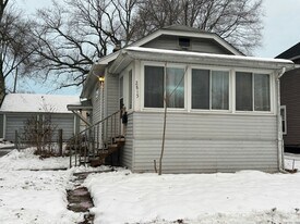 2815 Grayson St in Ferndale, MI - Building Photo