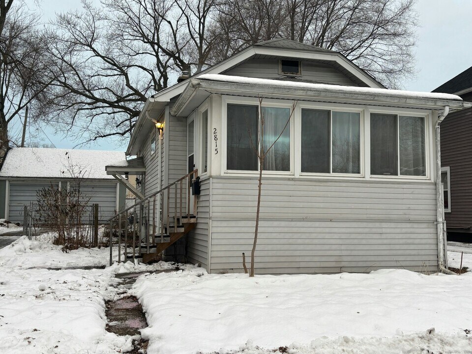 2815 Grayson St in Ferndale, MI - Building Photo