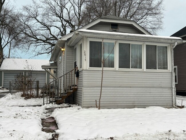 property at 2815 Grayson St