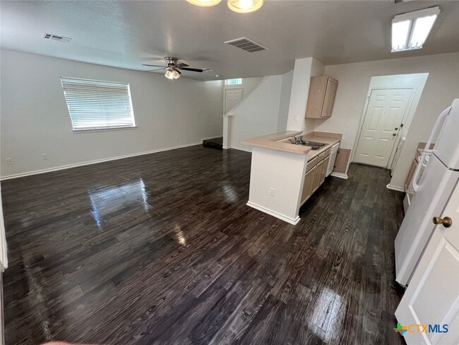 935 Sagewood Trail