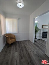 18820 Roscoe Blvd in Los Angeles, CA - Building Photo - Building Photo