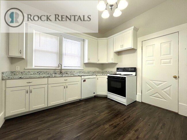 property at 417 W 11th Ave