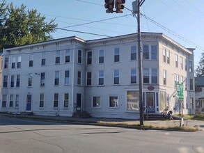 4 Elm St in Lancaster, NH - Building Photo - Building Photo