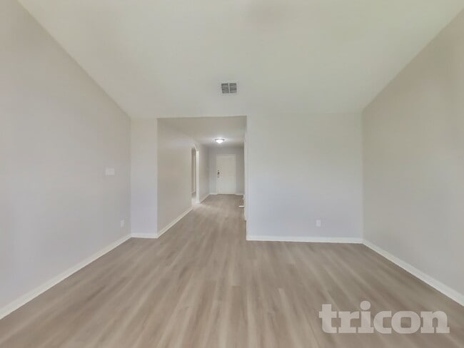 6219 Still Meadow in San Antonio, TX - Foto de edificio - Building Photo