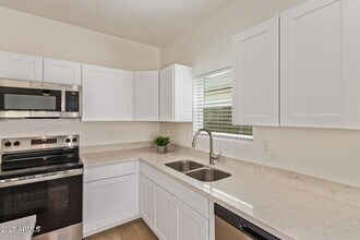 1737 W Pinkley Ave in Coolidge, AZ - Building Photo - Building Photo