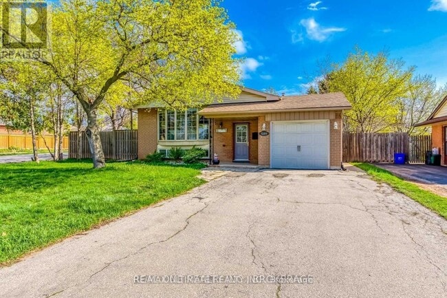 1209 Sixth Line in Oakville, ON - Building Photo - Building Photo