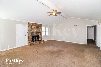 6052 Scarlet Leaf Dr in Memphis, TN - Building Photo - Building Photo