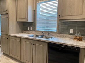 1177 Ironstone Ln in Mt. Pleasant, MI - Building Photo - Building Photo