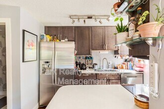 1355 N Gaylord St in Denver, CO - Foto de edificio - Building Photo