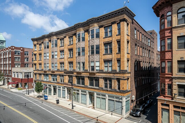 Colonial Block