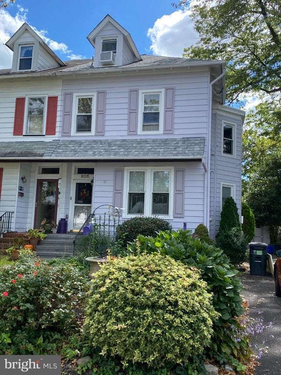 property at 806 Linwood Ave