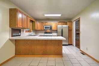 2304 Stuart Dr in Kingsport, TN - Building Photo - Building Photo