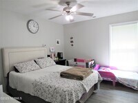 207 America Ct photo'
