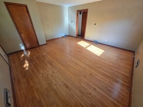 513 Putnam Dr in Eau Claire, WI - Building Photo - Building Photo