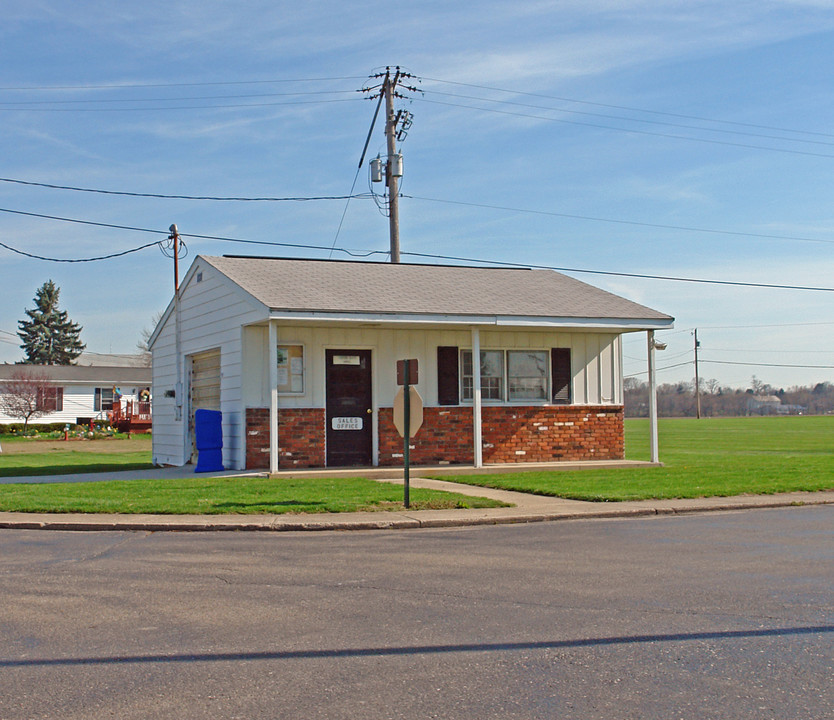 1863 S Medway-carlisle Rd in Medway, OH - Building Photo