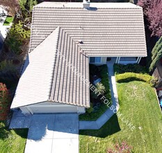 738 Agostini Cir in Folsom, CA - Building Photo - Building Photo