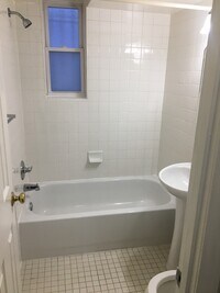 712 Brandywine St SE, Unit B1 photo'