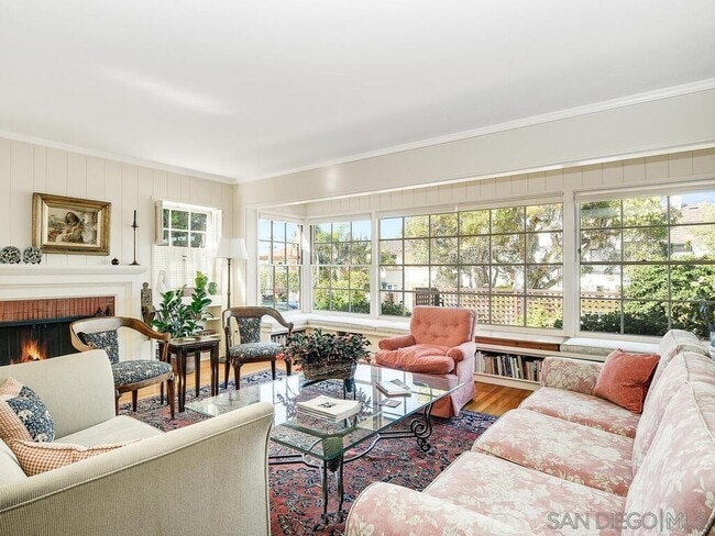 341 Fern Glen in San Diego, CA - Building Photo - Building Photo