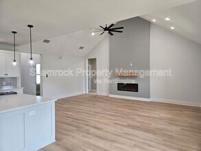 9900 Ridings Dr in Waco, TX - Building Photo - Building Photo