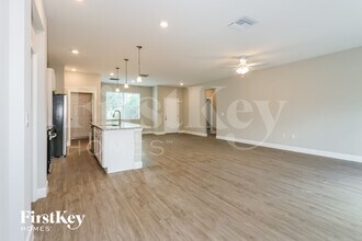 331 Halloran St SE in Palm Bay, FL - Building Photo - Building Photo