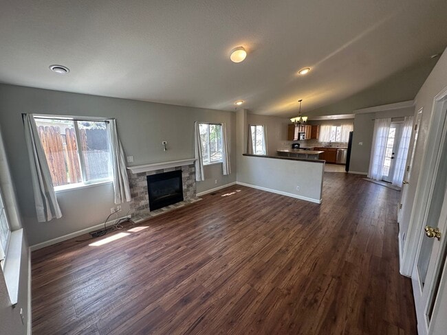 125Cromwell PL in Sparks, NV - Building Photo - Building Photo