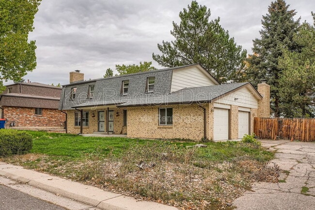 6459 W Portland Ave in Littleton, CO - Building Photo - Building Photo