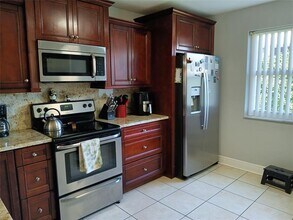 55 SE 14th St in Boca Raton, FL - Building Photo - Building Photo
