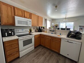 457 W 91st Cir in Thornton, CO - Building Photo - Building Photo