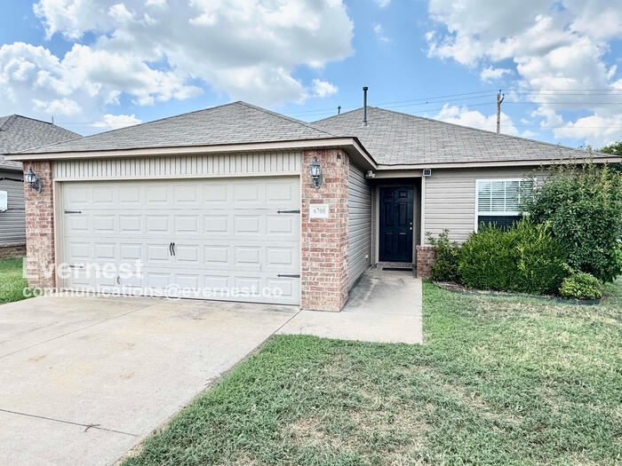 6708 N 128th E Ave in Owasso, OK - Building Photo