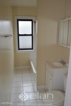 2950 N Seminary Ave-Unit -Apt 2 in Chicago, IL - Building Photo - Building Photo