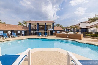 Prescott Park Apartment Homes in Fort Worth, TX - Building Photo - Building Photo