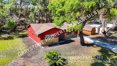 34758 Evergreen Way in Ridge Manor, FL - Building Photo - Building Photo