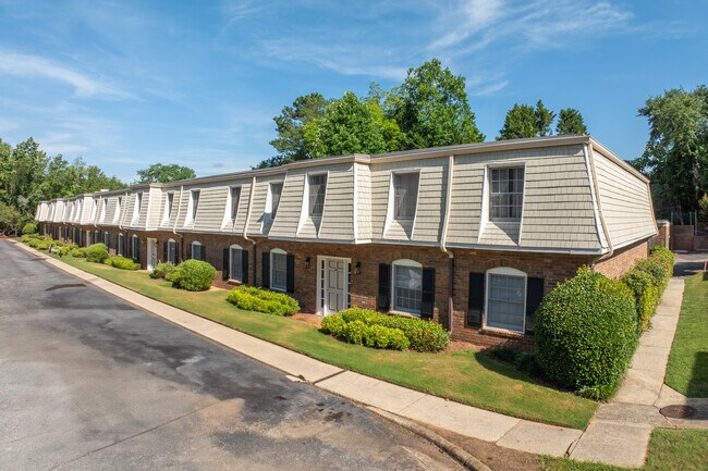 Royal Springs Apartments