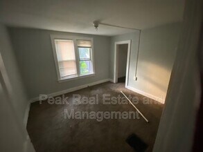 816 Kensington Ave SW in Grand Rapids, MI - Building Photo - Building Photo