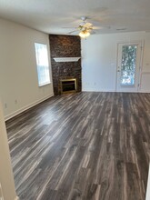 146 Clusters Cir in Mooresville, NC - Foto de edificio - Building Photo