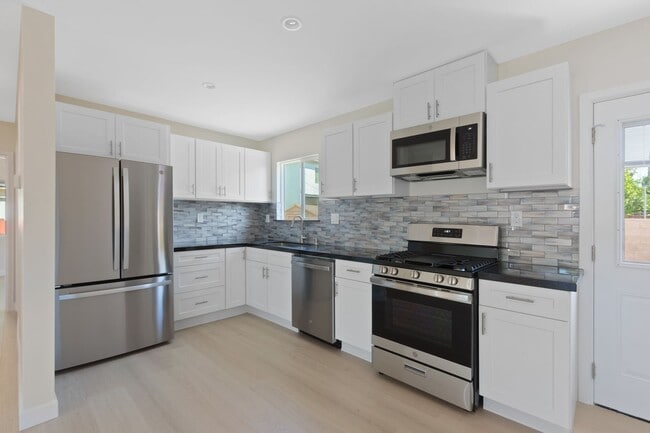 property at 7914 Etiwanda Ave