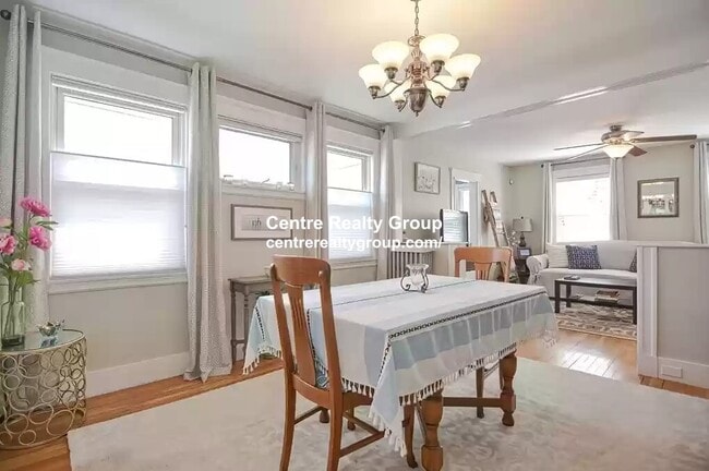 33 Harriet St, Unit 2